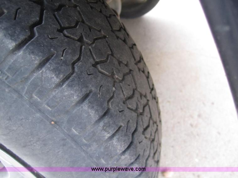 image for item C9783 1990 Ford Aerostar XL van