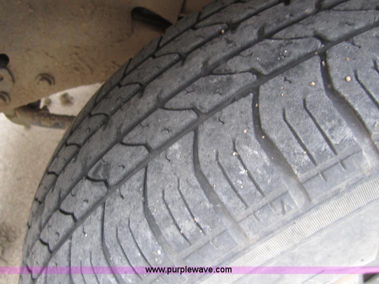 image for item C9784 1992 Chevrolet S10 pickup truck