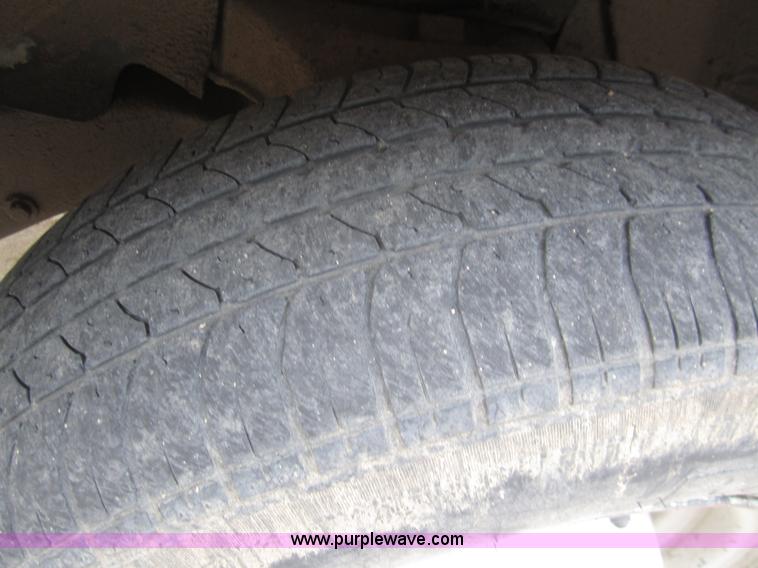 image for item C9785 1988 GMC S15 Sierra pickup truck