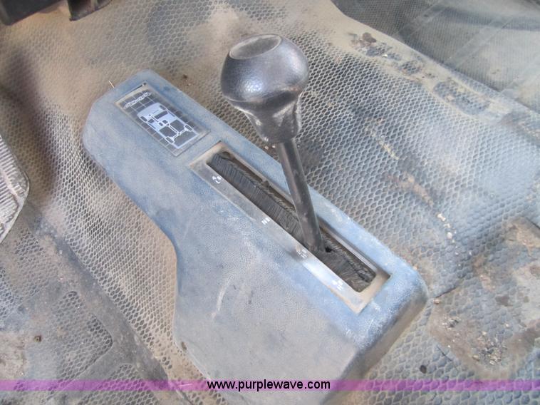 image for item C9798 1988 Chevrolet K1500 pickup truck