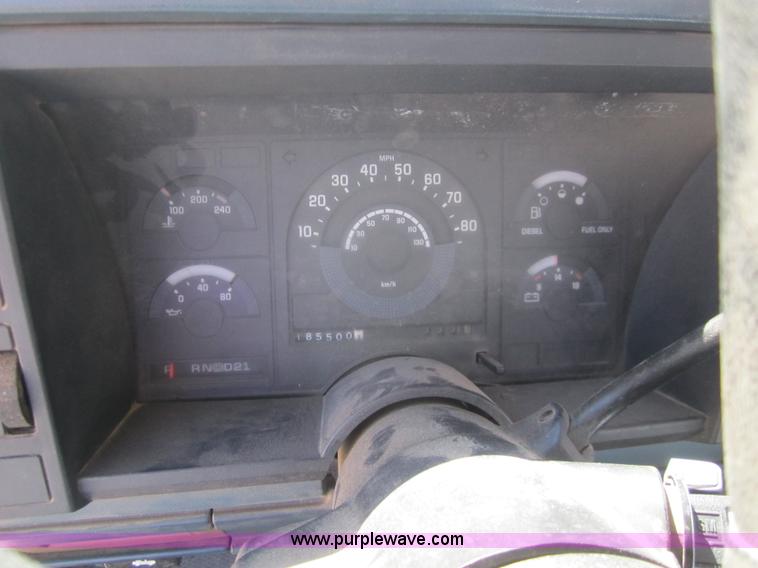 image for item C9798 1988 Chevrolet K1500 pickup truck