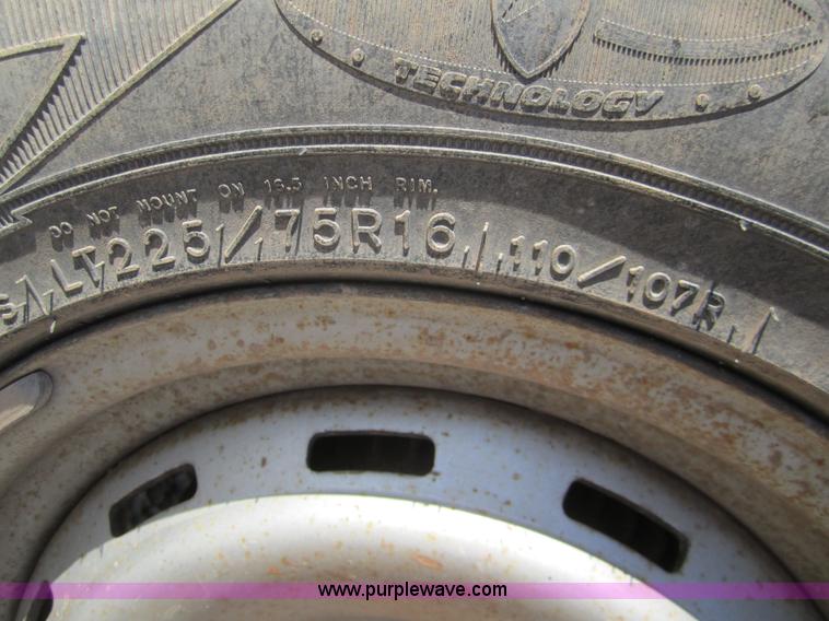 image for item C9798 1988 Chevrolet K1500 pickup truck