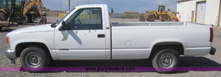 image for item C9800 1991 Chevrolet Cheyenne 1500 pickup truck