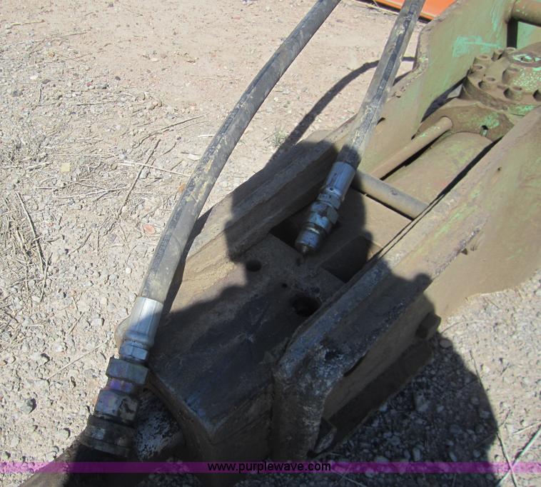 image for item C9803 Tramac BRP130 hydraulic breaker