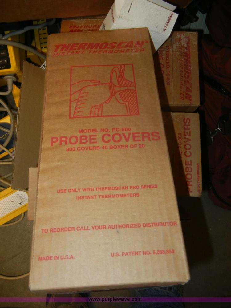 image for item D9564 Assorted medical supplies