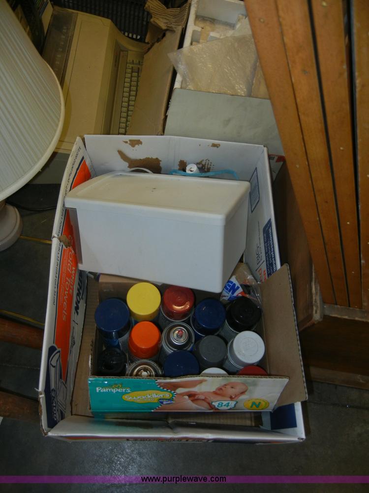 image for item D9567 Assorted tools and household items