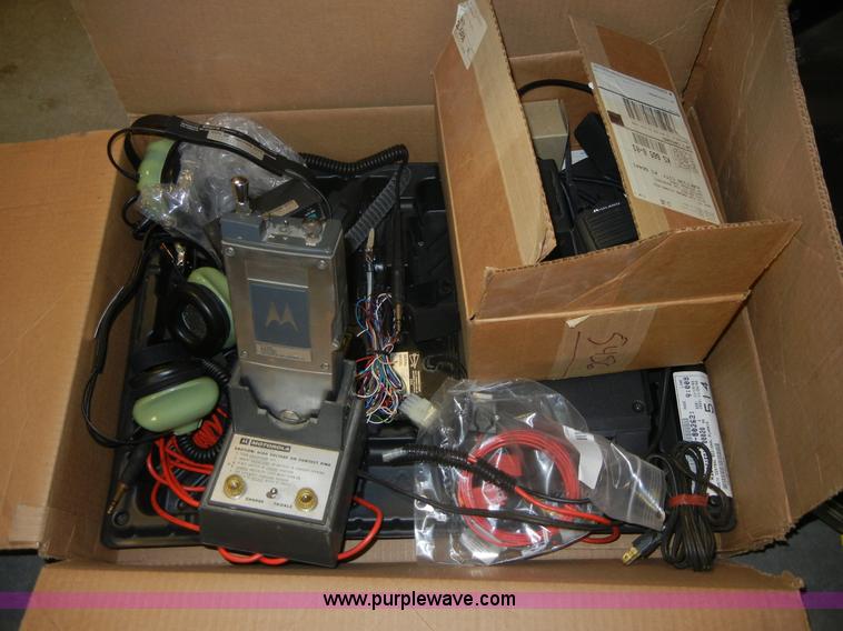image for item D9572 Assorted EMS lights and equipment
