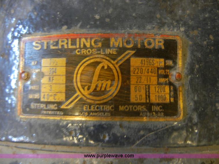 image for item D9574 Assorted items