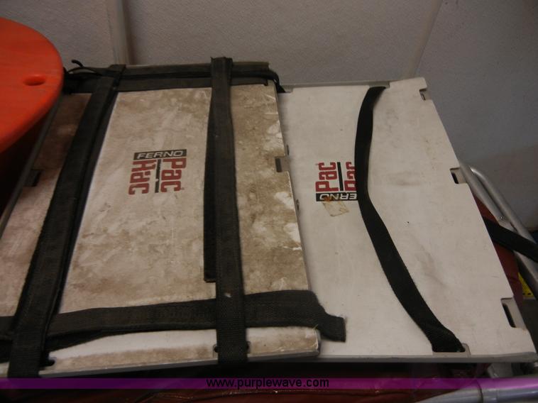 image for item D9578 Assorted medical items