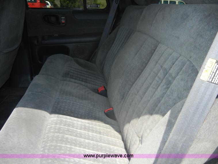 image for item D9704 2002 Chevrolet Blazer LS SUV