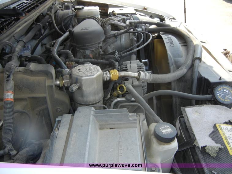 image for item D9704 2002 Chevrolet Blazer LS SUV