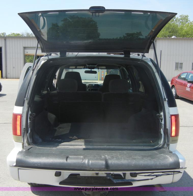 image for item D9704 2002 Chevrolet Blazer LS SUV