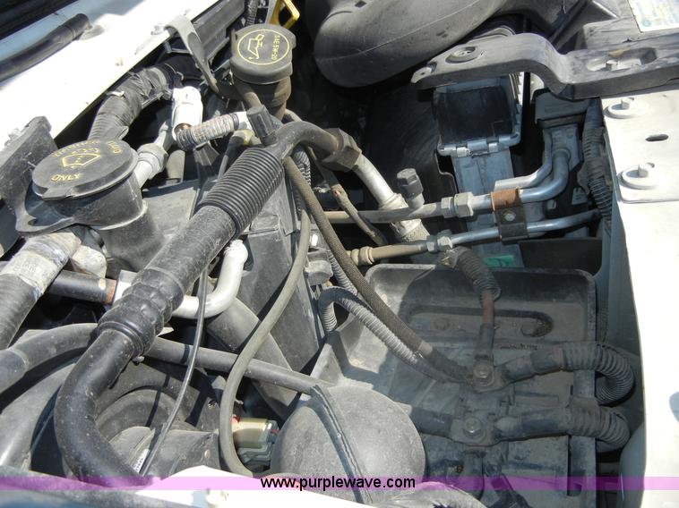 image for item D9805 2006 Ford E450 Super Duty transit bus