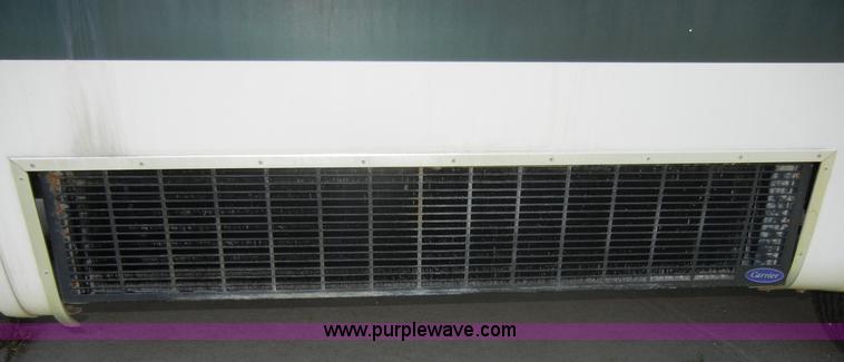 image for item D9805 2006 Ford E450 Super Duty transit bus