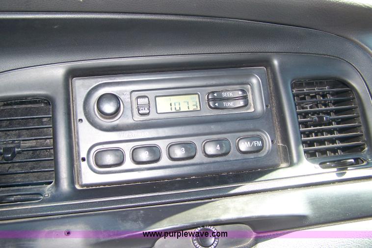 image for item E9251 2006 Ford Crown Victoria Police Interceptor