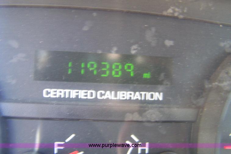 image for item E9251 2006 Ford Crown Victoria Police Interceptor