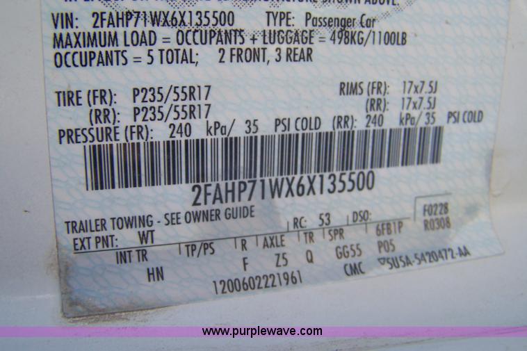 image for item E9251 2006 Ford Crown Victoria Police Interceptor