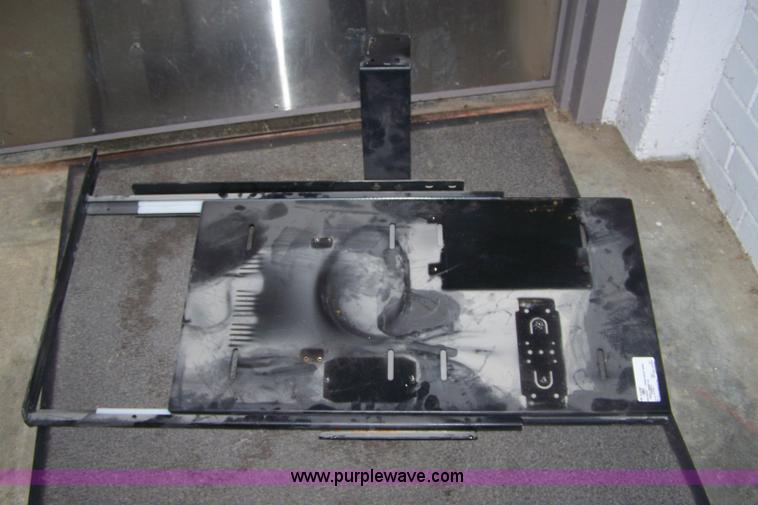 image for item E9252 Sliding trunk electronics tray