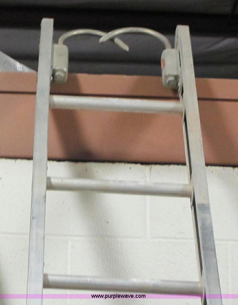 image for item F9818 Duo safety 14' roof ladder