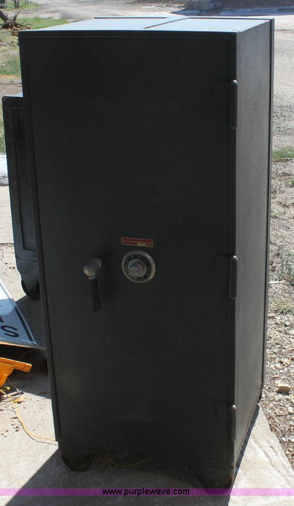 image for item F9823 Mosler combination safe