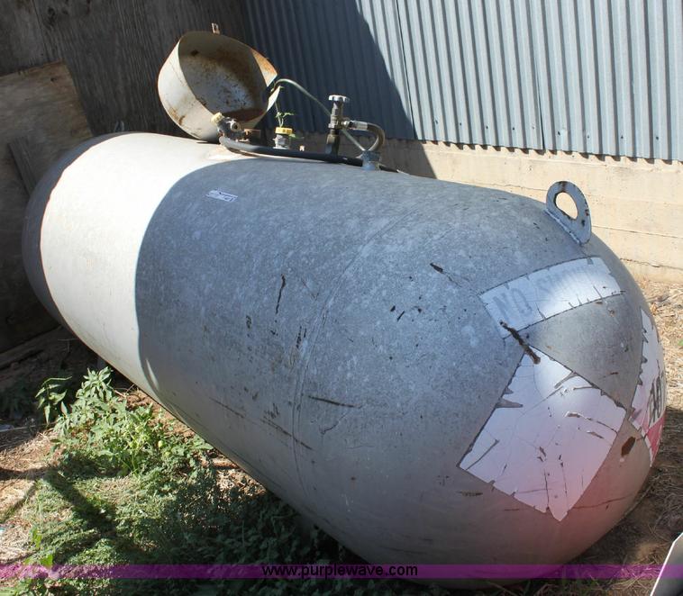 image for item F9827 Eoeready 500 gallon propane tank