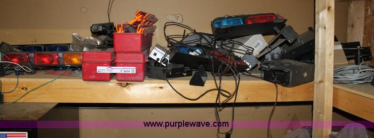 image for item F9830 Assorted police equipment