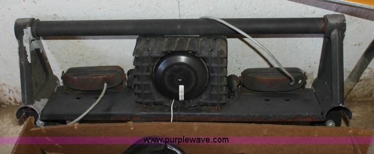 image for item F9830 Assorted police equipment