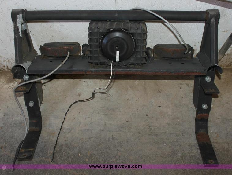 image for item F9830 Assorted police equipment