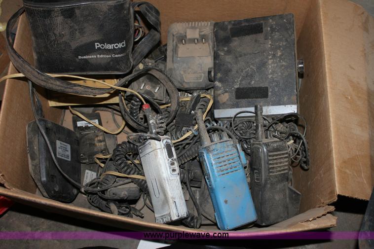 image for item F9831 Assorted camera equipment