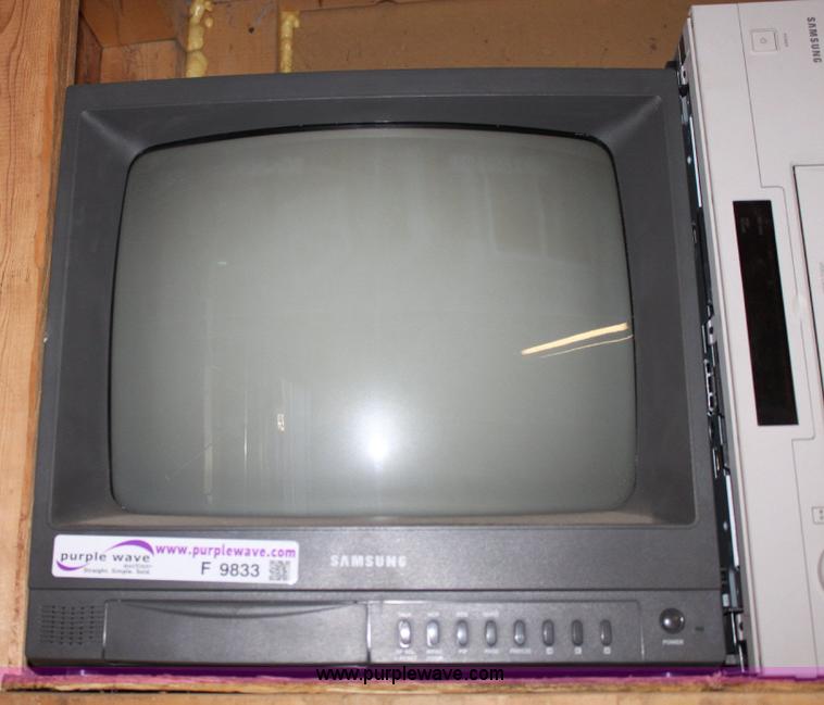 image for item F9833 Samsung 17" television and VCR