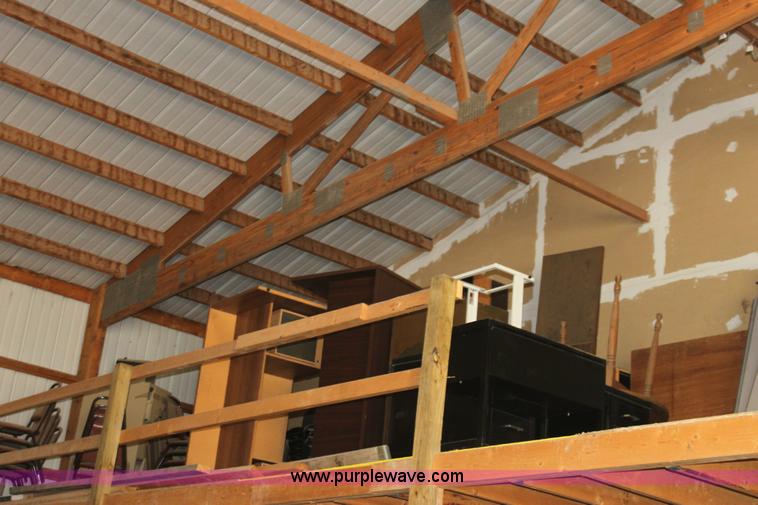 image for item F9835 Assorted office furniture