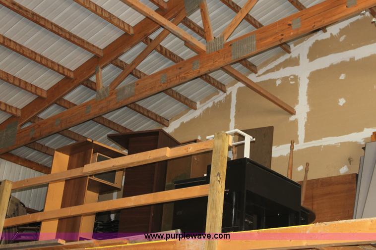 image for item F9835 Assorted office furniture