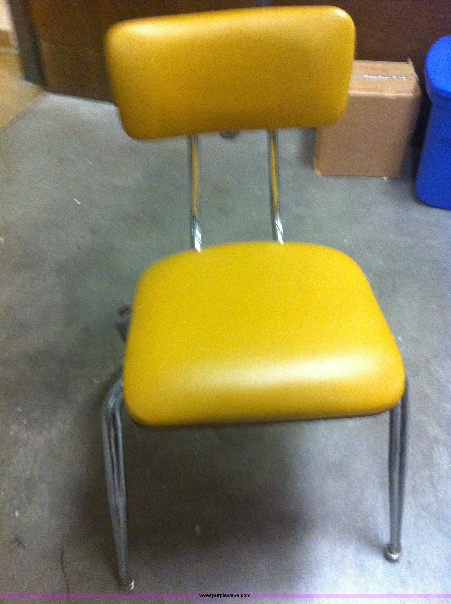 Assorted office furniture in Manhattan, KS Item A1249 sold Purple Wave