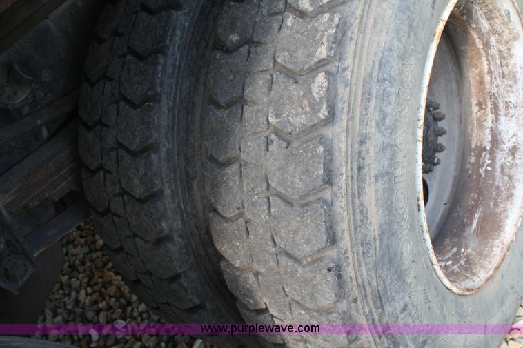 image for item A2258 1983 GMC TopKick C6500 grain truck