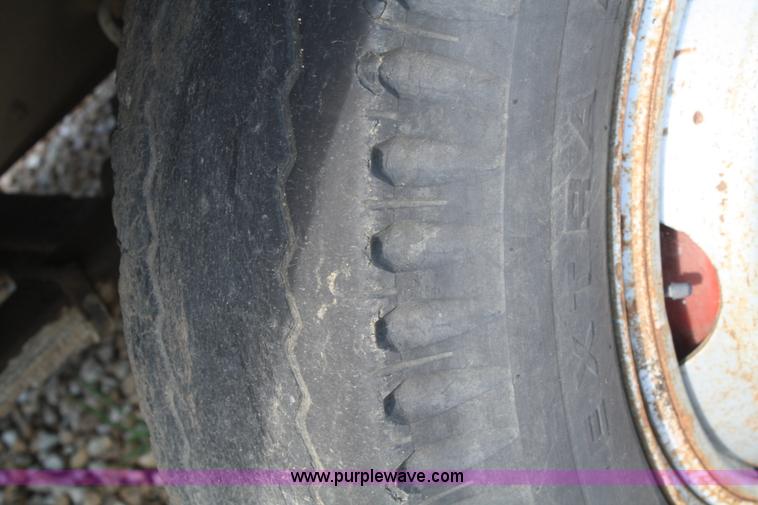 image for item A2258 1983 GMC TopKick C6500 grain truck