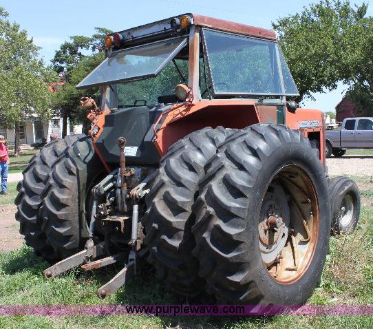 image for item A2687 Massey-Ferguson 2705 tractor