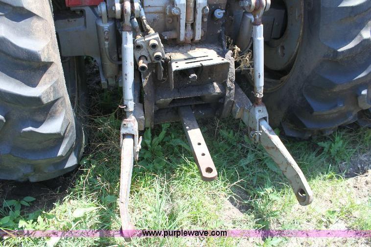 image for item A2687 Massey-Ferguson 2705 tractor