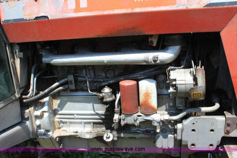 image for item A2687 Massey-Ferguson 2705 tractor