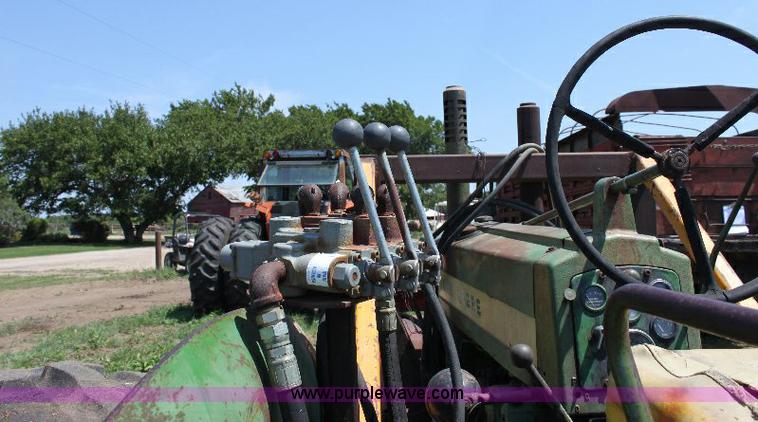 image for item A2688 John Deere 620 tractor