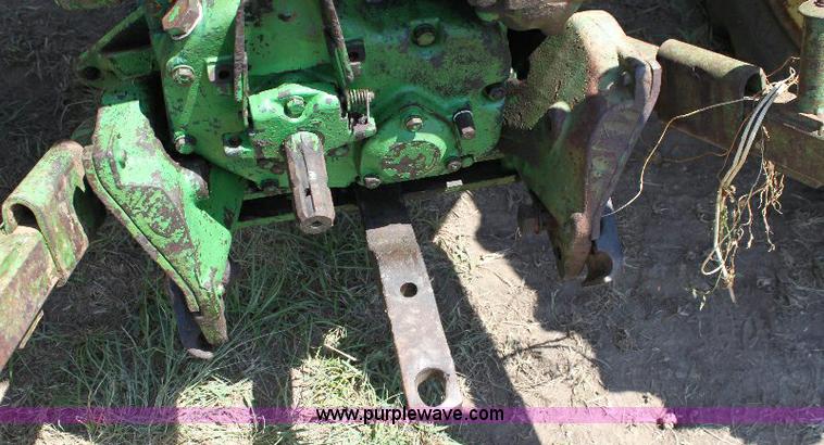 image for item A2688 John Deere 620 tractor