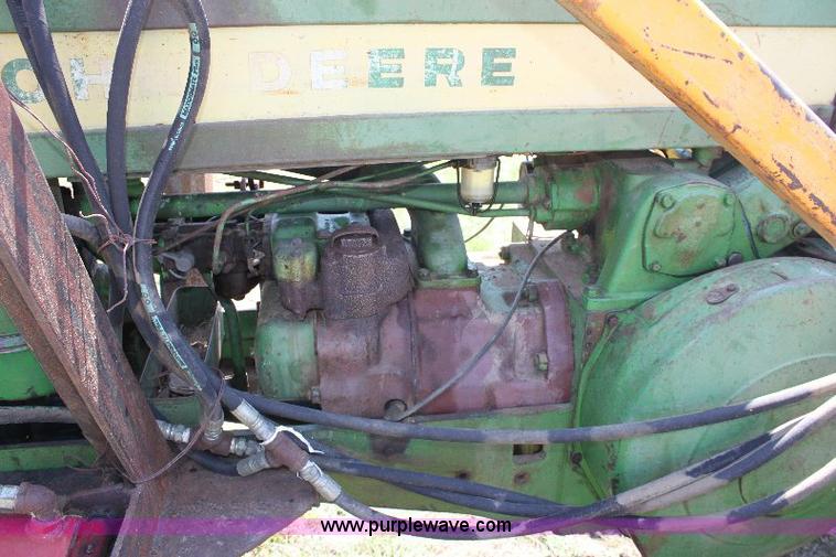 image for item A2688 John Deere 620 tractor