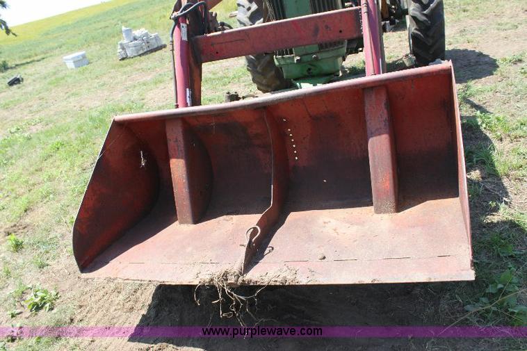 image for item A2688 John Deere 620 tractor