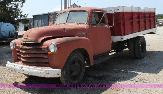 image for item A2713 1953 Chevrolet 6400 grain truck