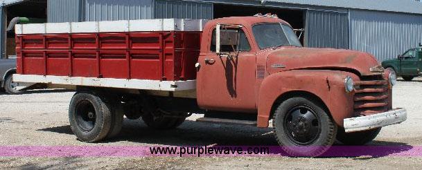 image for item A2713 1953 Chevrolet 6400 grain truck
