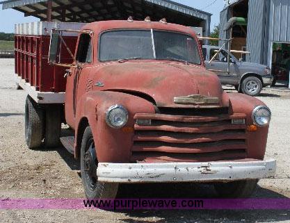 image for item A2713 1953 Chevrolet 6400 grain truck