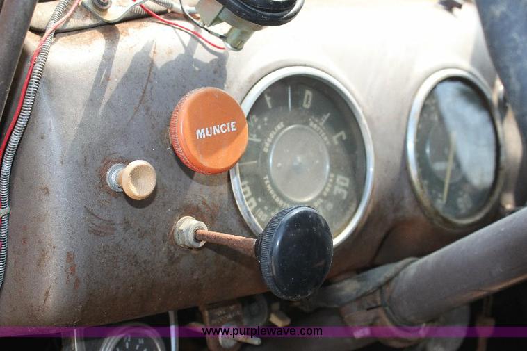 image for item A2713 1953 Chevrolet 6400 grain truck