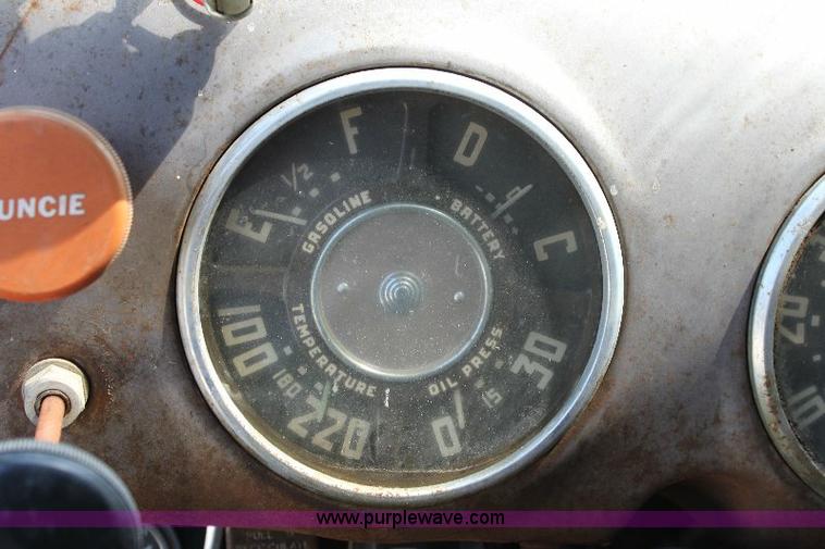 image for item A2713 1953 Chevrolet 6400 grain truck