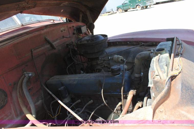 image for item A2713 1953 Chevrolet 6400 grain truck