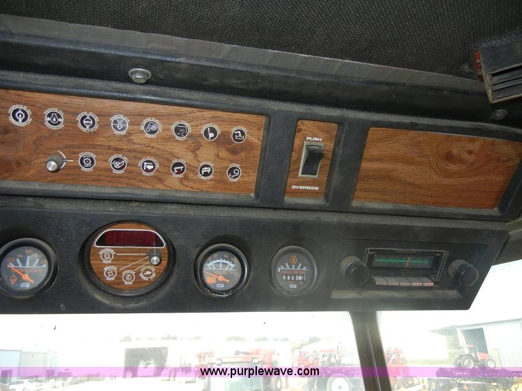 image for item A3079 1980 Massey-Ferguson 750 combine