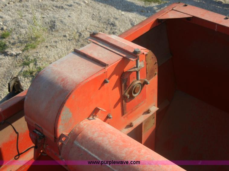 image for item A3079 1980 Massey-Ferguson 750 combine